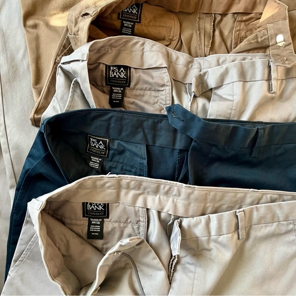 Jos. A. Bank Lot of 4 Men’s Traveler Tailored Fit Pant, 34Wx30L, khaki/navy/tan - Picture 2 of 7